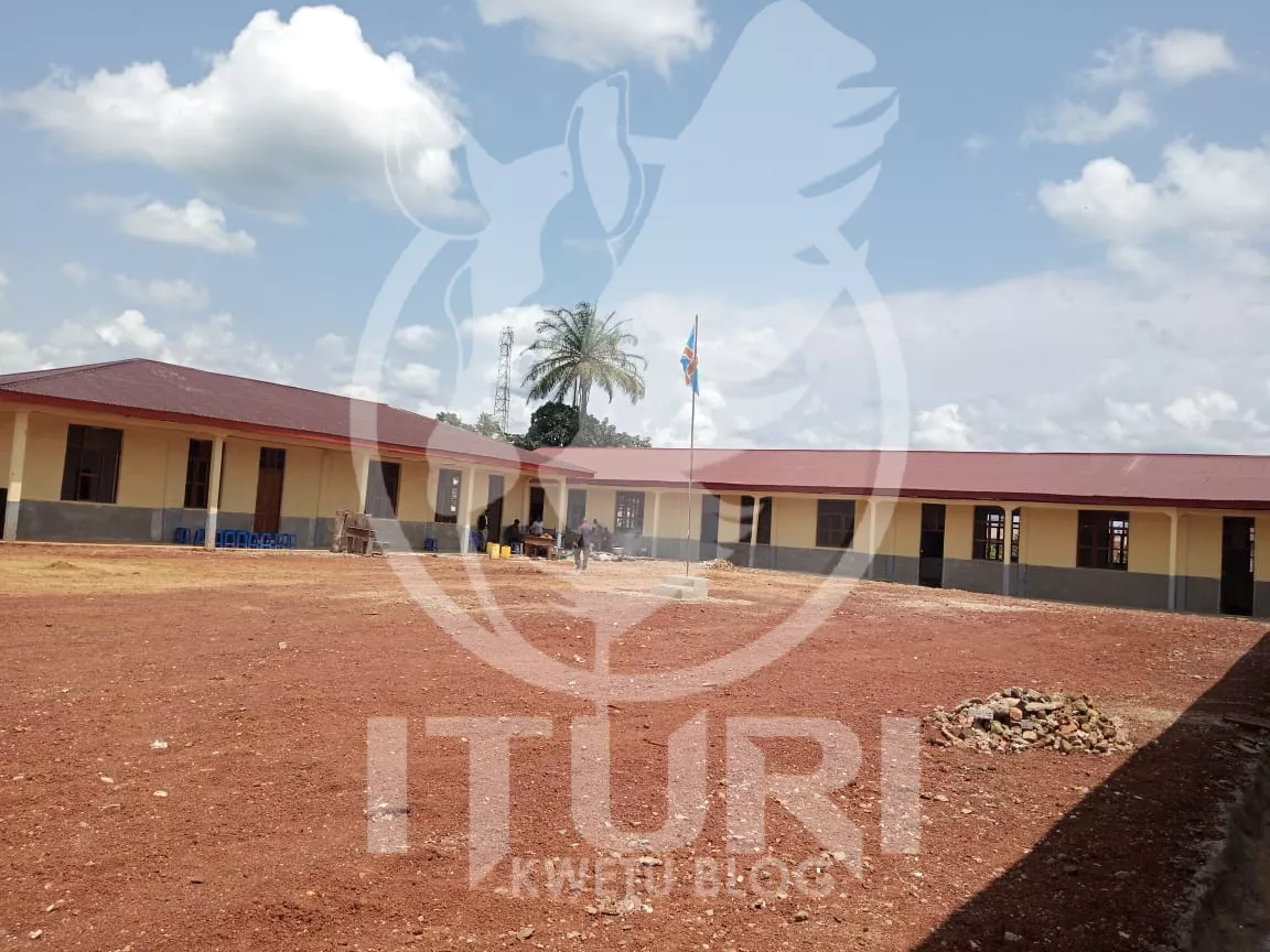 Mambasa : inauguration d’un bâtiment scolaire construit par une société chinoise à Badengaido, la communauté locale s’en félicite