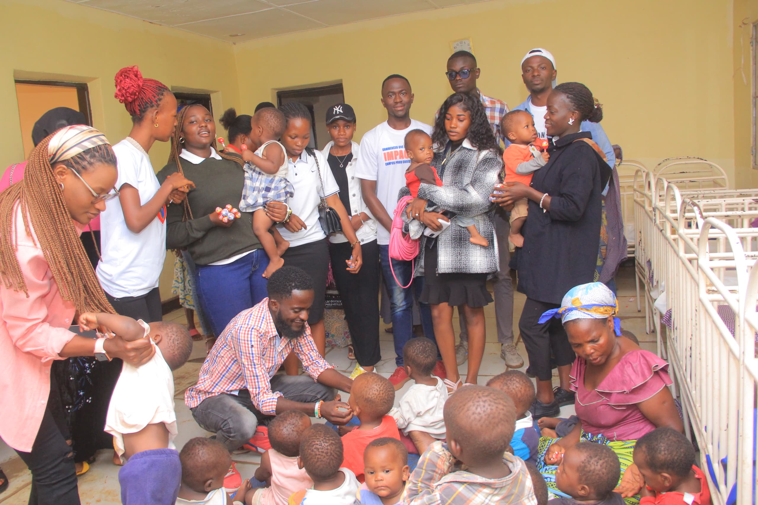 Orphelinat Saint Kizito de Bunia: le Groupe « Vivons pour les autres » au chevet des enfants orphelins